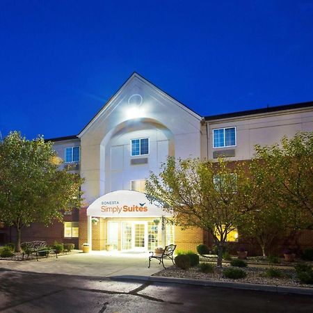 Sonesta Simply Suites Detroit Troy Esterno foto