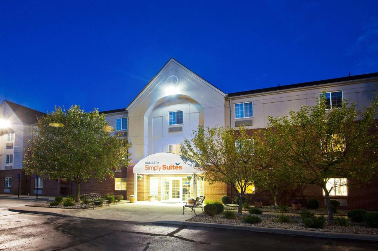 Sonesta Simply Suites Detroit Troy Esterno foto