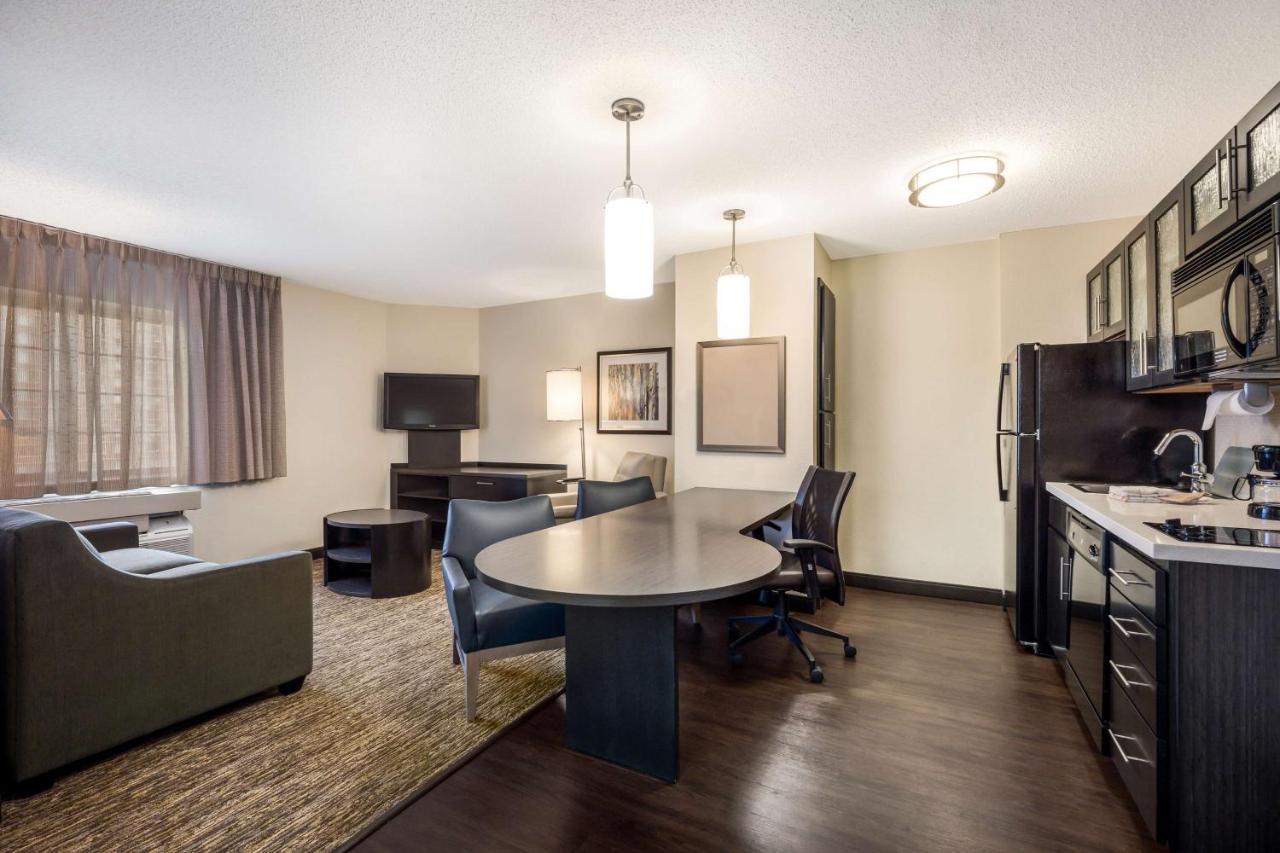 Sonesta Simply Suites Detroit Troy Esterno foto
