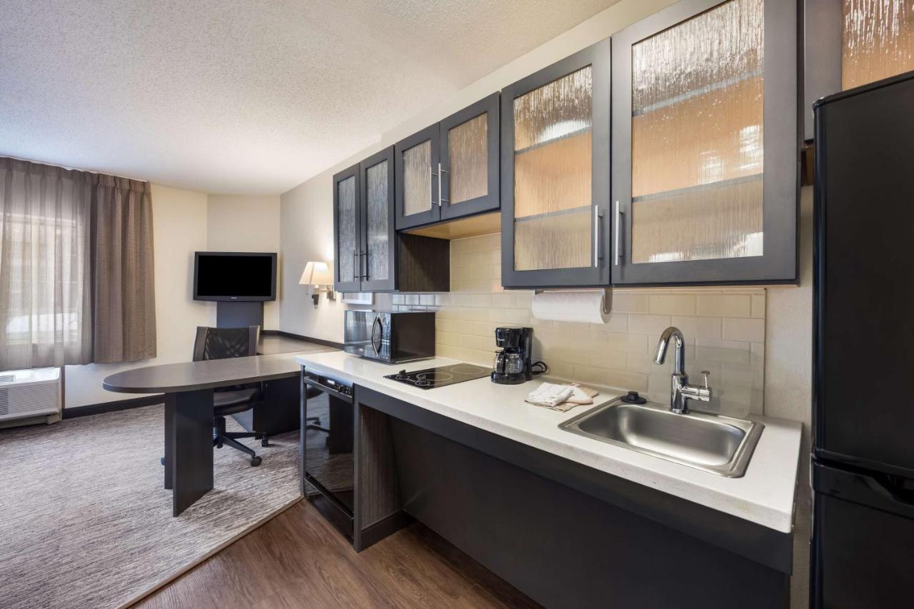 Sonesta Simply Suites Detroit Troy Esterno foto